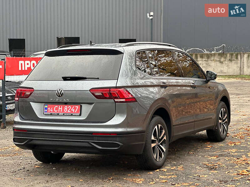 Внедорожник / Кроссовер Volkswagen Tiguan 2022 в Днепре