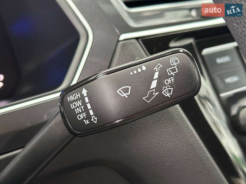 Внедорожник / Кроссовер Volkswagen Tiguan 2022 в Днепре