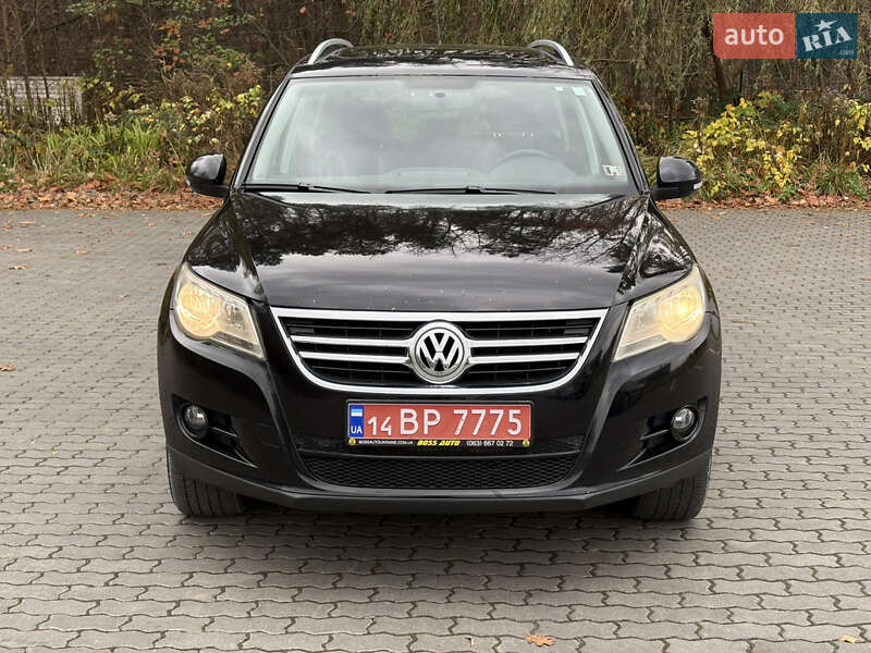 Внедорожник / Кроссовер Volkswagen Tiguan 2011 в Львове