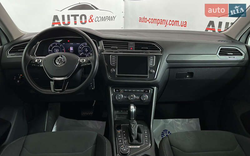 Внедорожник / Кроссовер Volkswagen Tiguan 2016 в Львове