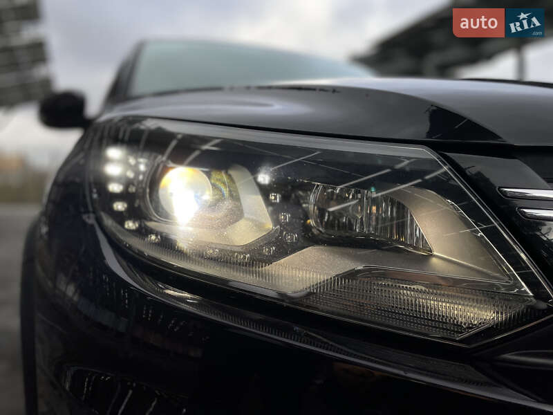 Внедорожник / Кроссовер Volkswagen Tiguan 2015 в Львове