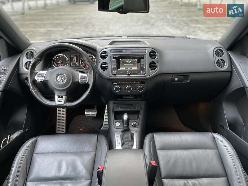 Внедорожник / Кроссовер Volkswagen Tiguan 2015 в Львове