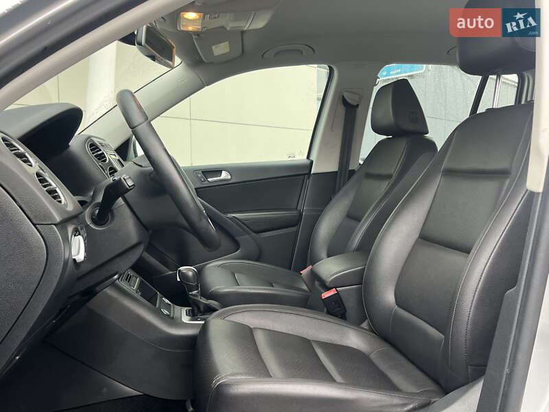Внедорожник / Кроссовер Volkswagen Tiguan 2017 в Киеве