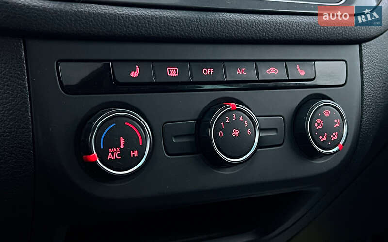 Внедорожник / Кроссовер Volkswagen Tiguan 2012 в Львове фото 15 Внедорожник / Кроссовер Volkswagen Tiguan 2012 в Львове