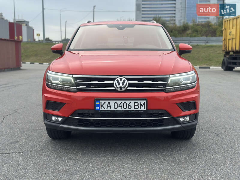 Внедорожник / Кроссовер Volkswagen Tiguan 2018 в Киеве