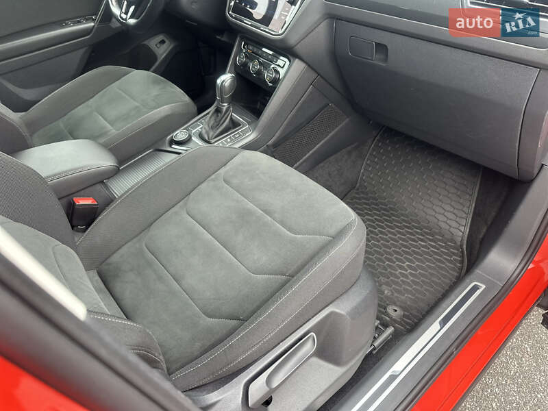 Внедорожник / Кроссовер Volkswagen Tiguan 2018 в Киеве