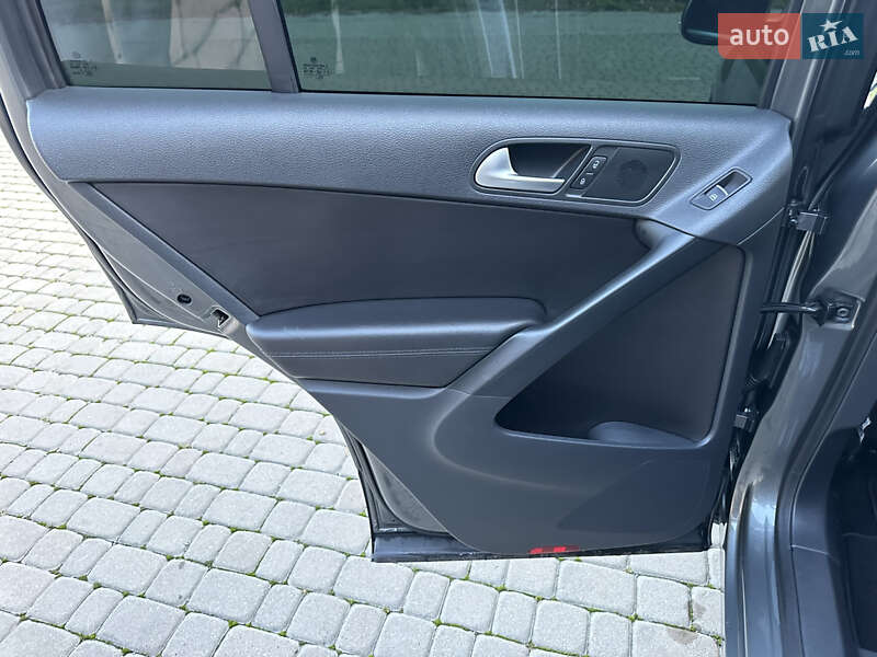 Внедорожник / Кроссовер Volkswagen Tiguan 2017 в Коломые