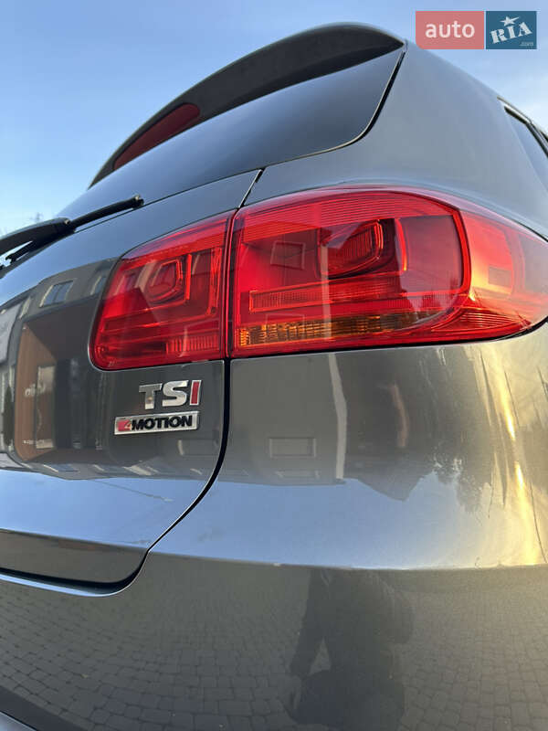 Внедорожник / Кроссовер Volkswagen Tiguan 2017 в Коломые