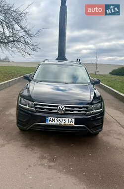 Позашляховик / Кросовер Volkswagen Tiguan 2019 в Житомирі