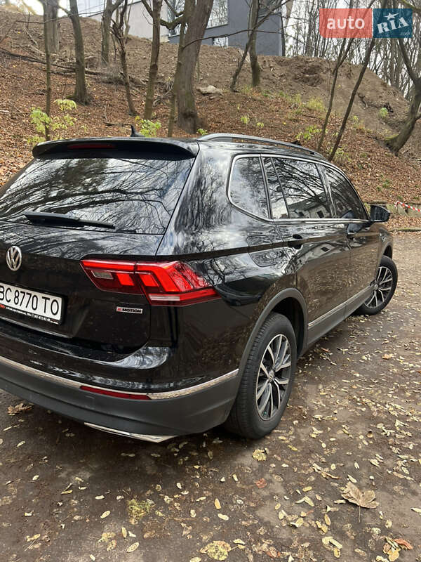 Внедорожник / Кроссовер Volkswagen Tiguan 2019 в Львове