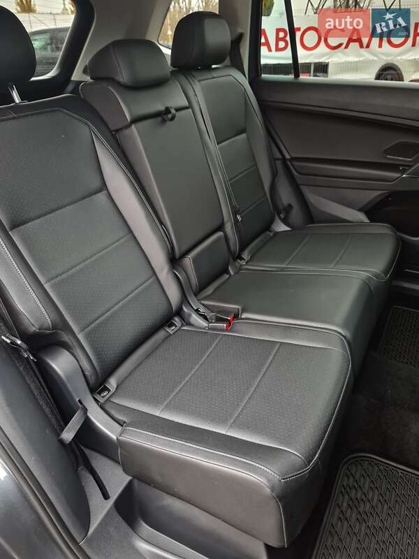 Внедорожник / Кроссовер Volkswagen Tiguan 2020 в Кременчуге фото 12 Внедорожник / Кроссовер Volkswagen Tiguan 2020 в Кременчуге