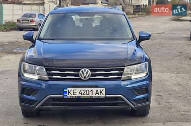 Внедорожник / Кроссовер Volkswagen Tiguan 2019 в Запорожье