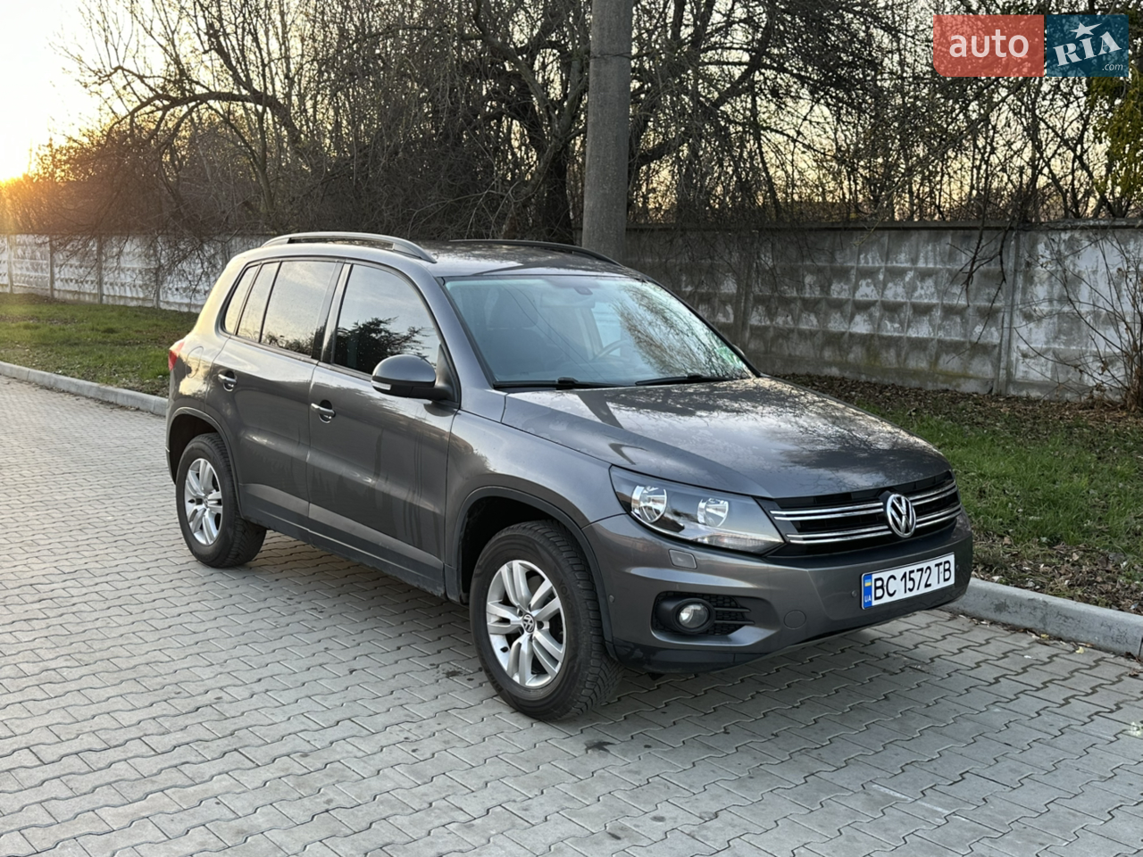 2017 Volkswagen Tiguan - мініатюра 24