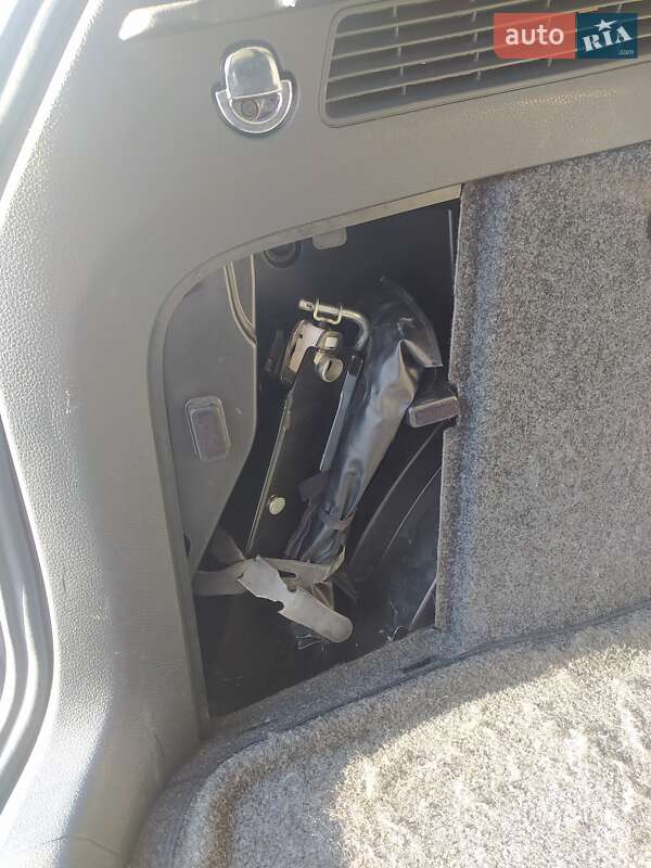 Внедорожник / Кроссовер Volkswagen Tiguan 2016 в Киеве