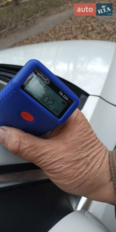 Внедорожник / Кроссовер Volkswagen Tiguan 2016 в Желтых Водах