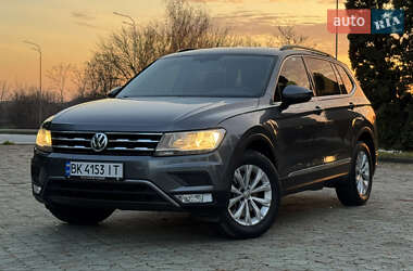 Позашляховик / Кросовер Volkswagen Tiguan 2018 в Дубні