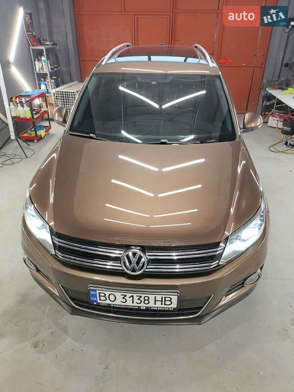 Внедорожник / Кроссовер Volkswagen Tiguan 2014 в Тернополе