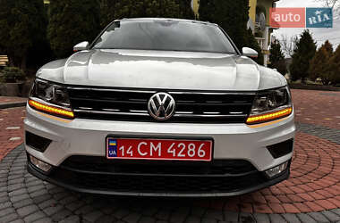 Внедорожник / Кроссовер Volkswagen Tiguan 2017 в Хусте