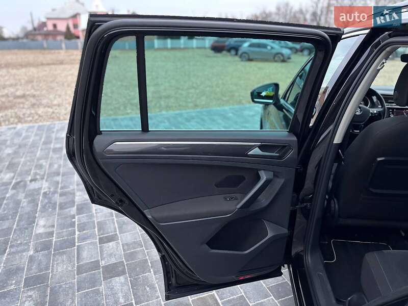 Внедорожник / Кроссовер Volkswagen Tiguan 2018 в Коломые фото 18 Внедорожник / Кроссовер Volkswagen Tiguan 2018 в Коломые