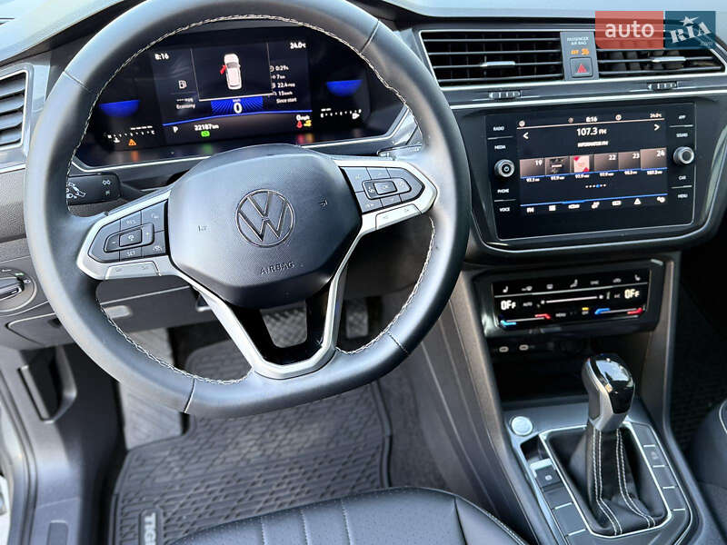 Внедорожник / Кроссовер Volkswagen Tiguan 2023 в Каменском