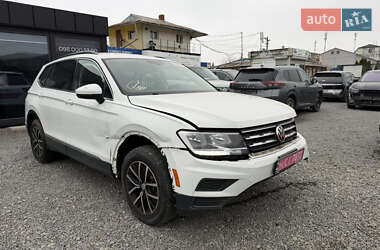 Внедорожник / Кроссовер Volkswagen Tiguan 2021 в Львове