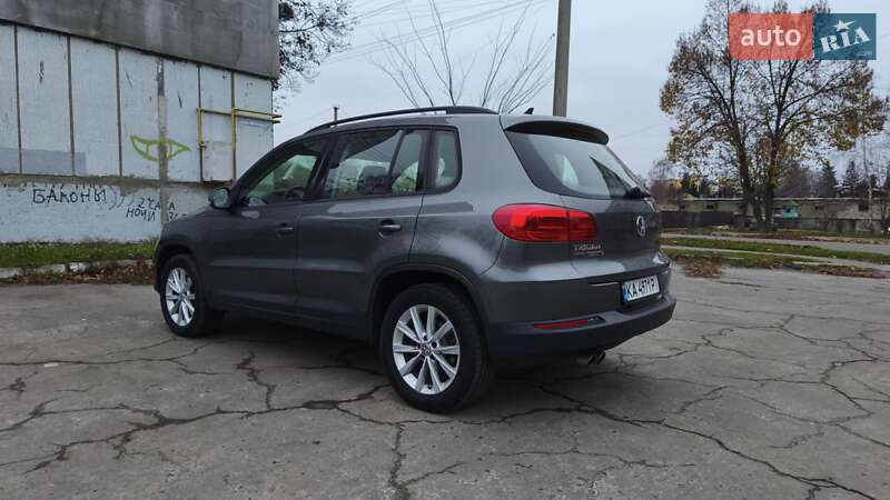 Внедорожник / Кроссовер Volkswagen Tiguan 2018 в Ахтырке