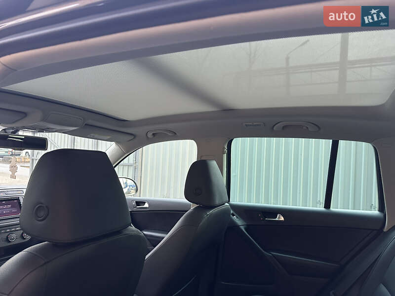 Позашляховик / Кросовер Volkswagen Tiguan 2016 в Києві фото 29 Позашляховик / Кросовер Volkswagen Tiguan 2016 в Києві