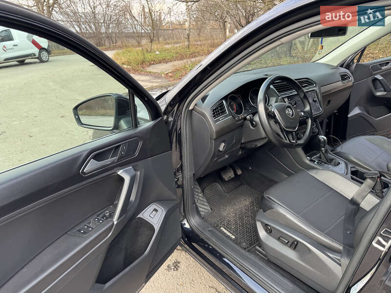 Позашляховик / Кросовер Volkswagen Tiguan 2018 в Хмельницькому фото 12 Позашляховик / Кросовер Volkswagen Tiguan 2018 в Хмельницькому