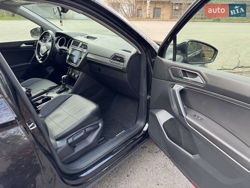 Позашляховик / Кросовер Volkswagen Tiguan 2018 в Хмельницькому фото 13 Позашляховик / Кросовер Volkswagen Tiguan 2018 в Хмельницькому