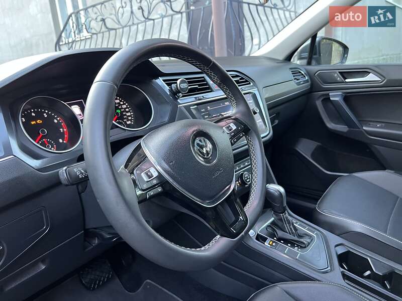 Внедорожник / Кроссовер Volkswagen Tiguan 2020 в Киеве фото 35 Внедорожник / Кроссовер Volkswagen Tiguan 2020 в Киеве