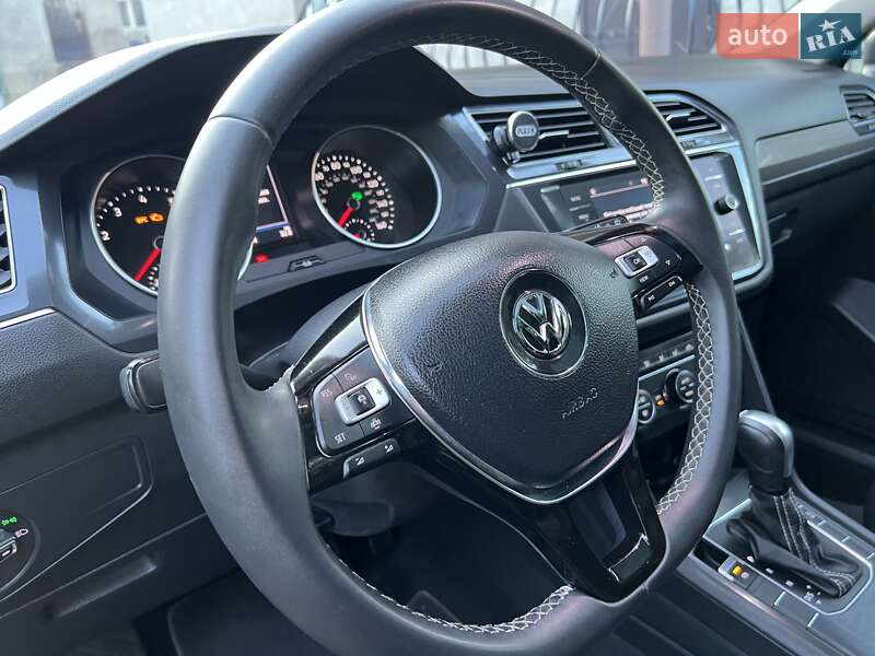Внедорожник / Кроссовер Volkswagen Tiguan 2020 в Киеве фото 36 Внедорожник / Кроссовер Volkswagen Tiguan 2020 в Киеве