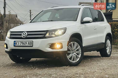 Внедорожник / Кроссовер Volkswagen Tiguan 2015 в Каменском