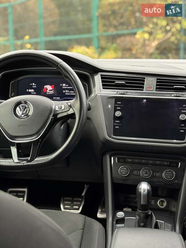Позашляховик / Кросовер Volkswagen Tiguan 2020 в Полтаві фото 14 Позашляховик / Кросовер Volkswagen Tiguan 2020 в Полтаві