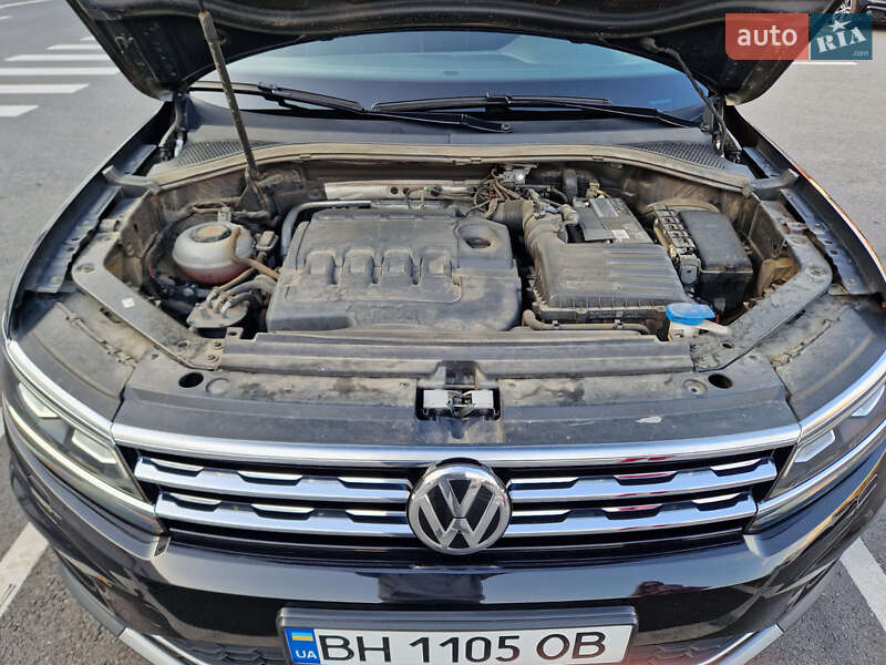 Внедорожник / Кроссовер Volkswagen Tiguan 2020 в Одессе