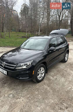 Внедорожник / Кроссовер Volkswagen Tiguan 2012 в Киеве