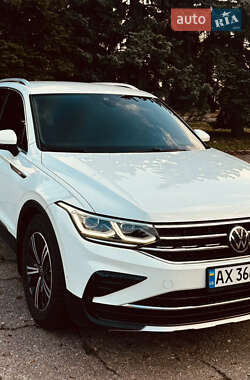 Позашляховик / Кросовер Volkswagen Tiguan 2022 в Лозовій