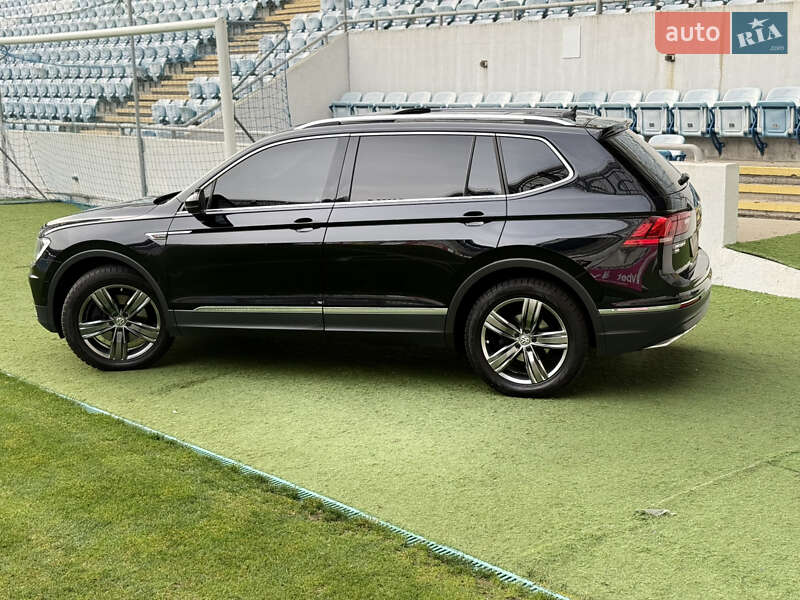 Внедорожник / Кроссовер Volkswagen Tiguan 2019 в Одессе