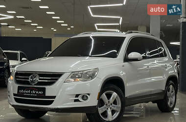 Позашляховик / Кросовер Volkswagen Tiguan 2010 в Миколаєві