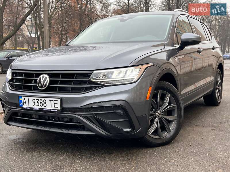 Внедорожник / Кроссовер Volkswagen Tiguan 2023 в Киеве