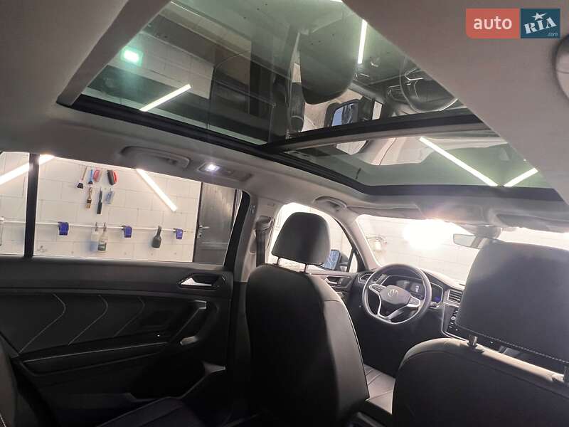 Внедорожник / Кроссовер Volkswagen Tiguan 2023 в Киеве