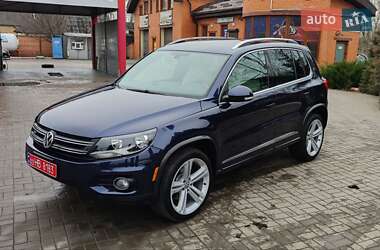 Внедорожник / Кроссовер Volkswagen Tiguan 2016 в Дубно