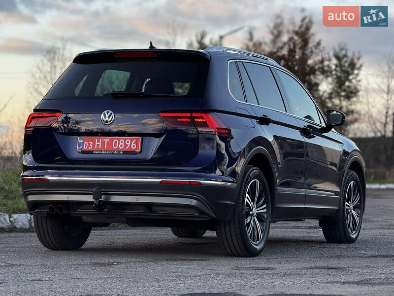 Внедорожник / Кроссовер Volkswagen Tiguan 2017 в Радивилове