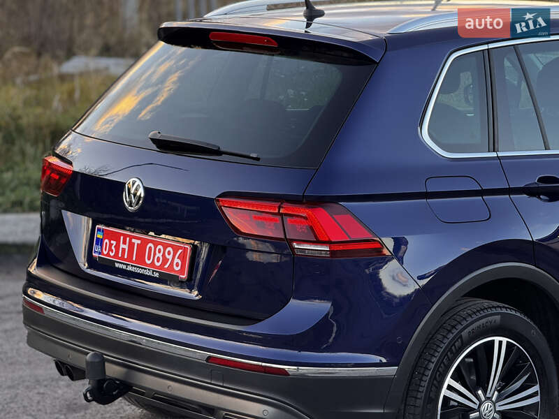 Внедорожник / Кроссовер Volkswagen Tiguan 2017 в Радивилове