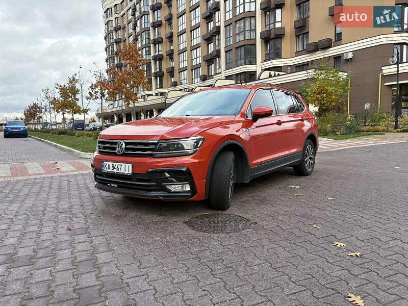 Внедорожник / Кроссовер Volkswagen Tiguan 2018 в Киеве