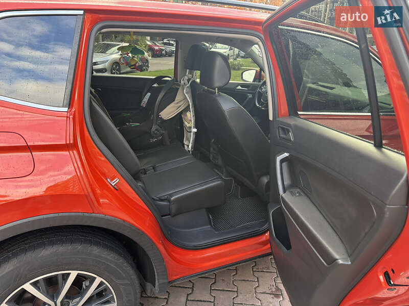 Внедорожник / Кроссовер Volkswagen Tiguan 2018 в Киеве