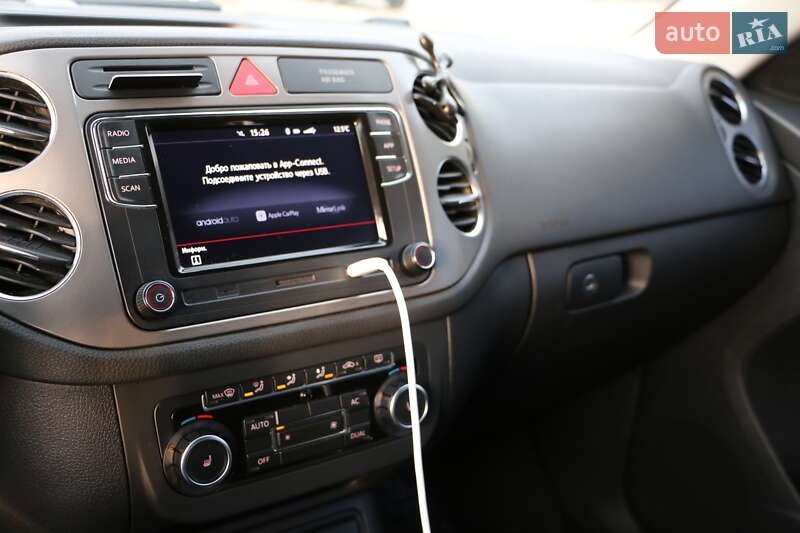 Внедорожник / Кроссовер Volkswagen Tiguan 2010 в Киеве