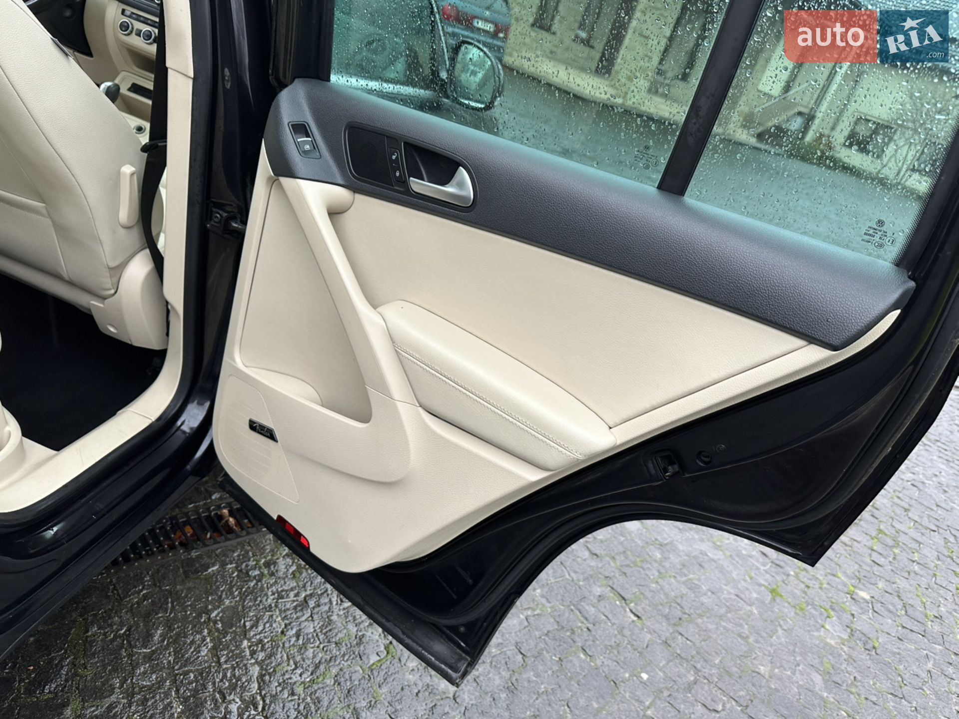 2015 Volkswagen Tiguan - мініатюра 31
