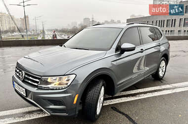 Внедорожник / Кроссовер Volkswagen Tiguan 2020 в Киеве