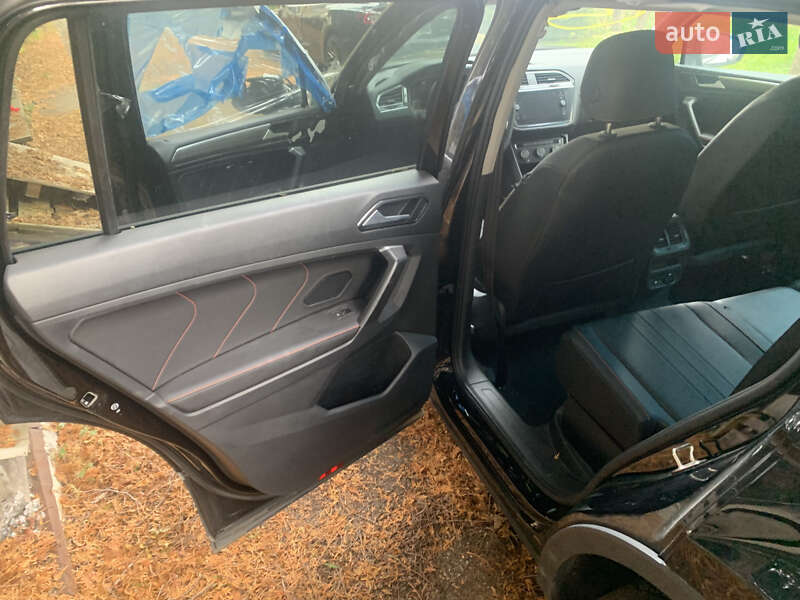 Внедорожник / Кроссовер Volkswagen Tiguan 2024 в Самборе