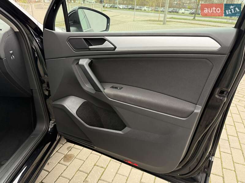 Внедорожник / Кроссовер Volkswagen Tiguan 2020 в Луцке